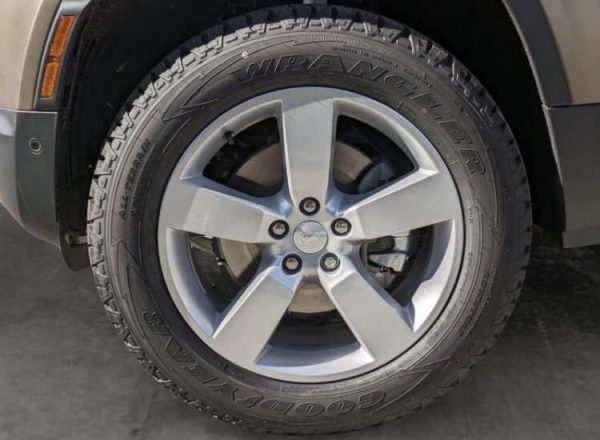 20” OEM Land Rover Wheels with Brand New Goodyear Tyres