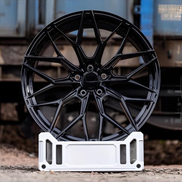 20” Mercedes C63 Wheels with Pirelli Tyres