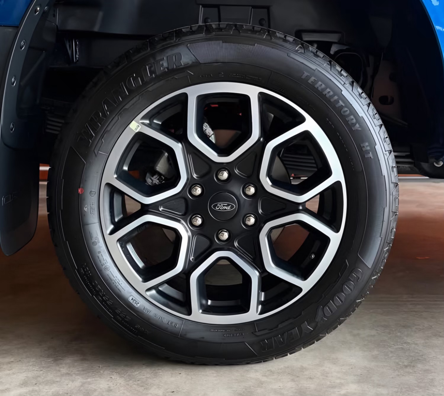 20” OEM Ford Wildtrak Wheels with Goodyear Wrangler Tyres (Like New)